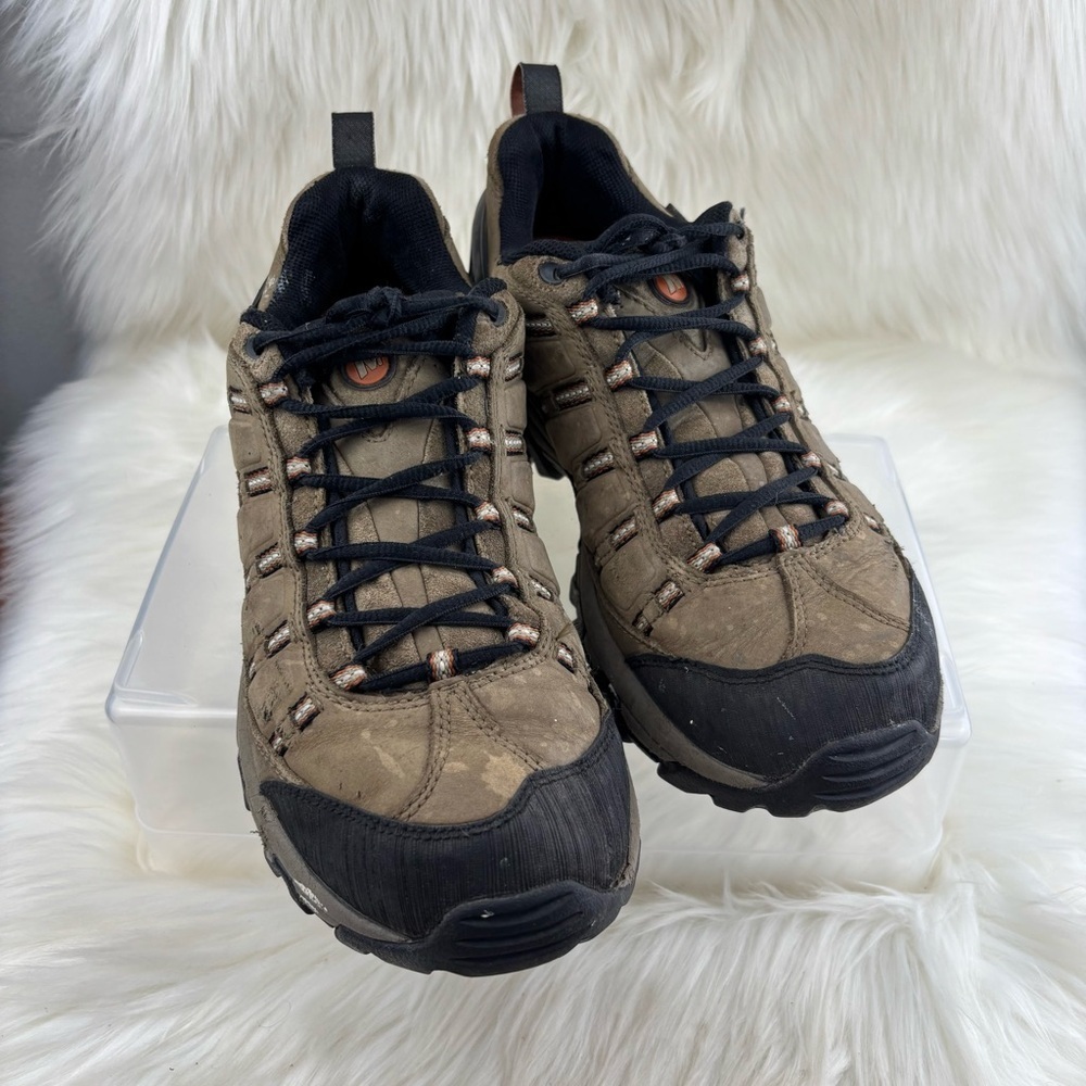 Merrell Hiking Athletic Shoes Brown and Black Trail Ready